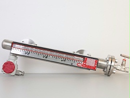 西安相远科技磁翻板液位计能装远传吗？