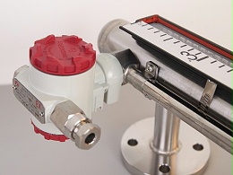 杀菌锅设备上液位计选型指南：为什么磁翻板液位计是首选？